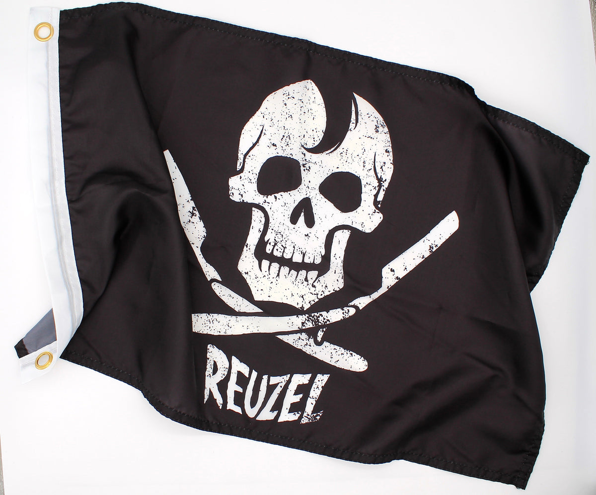 Reuzel Deutschland Jolly Roger pirate flag with skull and crossbones design, suitable for merchandise and pirate-themed decoration.
