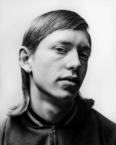 How to Style Men’s Shoulder Length Hair